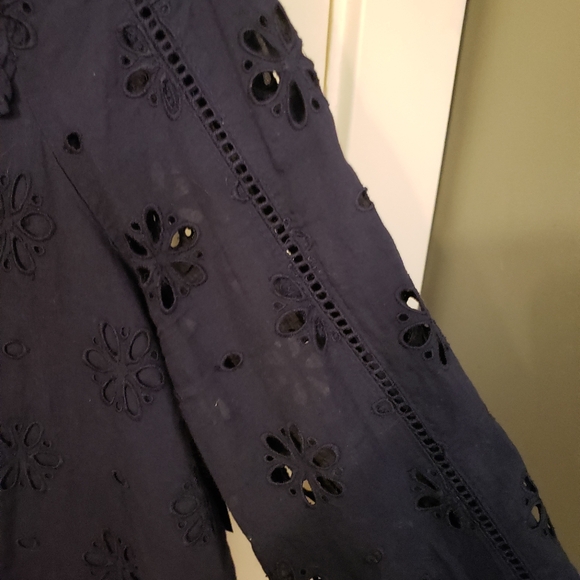 J. CREW Women's Crepe Blouse , Floral Knit - Picture 5 of 9